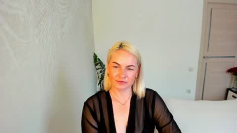 Snapshot of alicee__grace chatting on 14, 6, 2026 Alicee online show from 14, 6, 2026