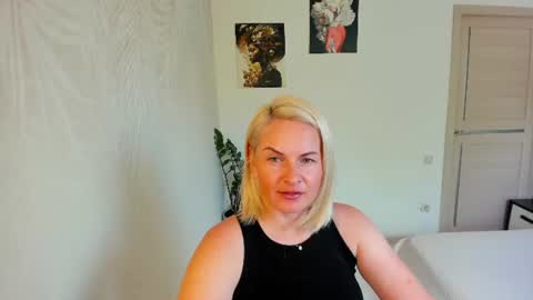 Snapshot of alicee__grace chatting on 13, 7, 2026 Alicee online show from 13, 7, 2026