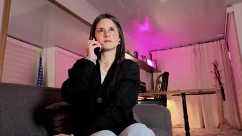 Snapshot of alicee_milf_ chatting on 20, 9, 2025 Aleja online show from 20, 9, 2025