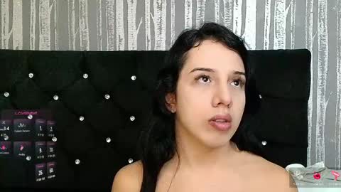 Snapshot of alicee_moonn chatting on 18, 5, 2026 alicee_moonn online show from 18, 5, 2026