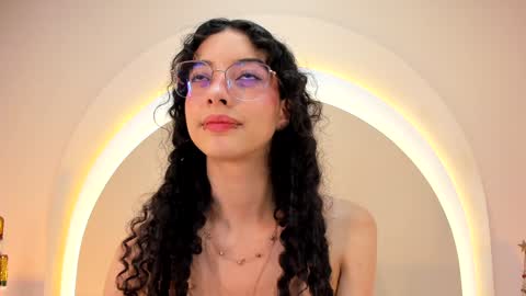 Snapshot of alicee_rodriguez chatting on 16, 12, 2024 alice online show from 16, 12, 2024