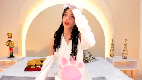 Snapshot of alicee_rodriguez chatting on 20, 12, 2024 alice online show from 20, 12, 2024