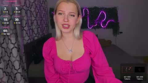Snapshot of alicefreman chatting on 6, 1, 2025 Alice online show from 6, 1, 2025