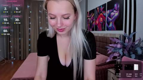 Snapshot of alicefreman chatting on 7, 1, 2025 Alice online show from 7, 1, 2025