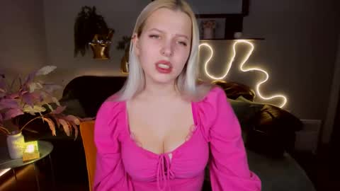 Snapshot of alicefreman chatting on 17, 2, 2025 Alice online show from 17, 2, 2025