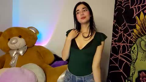 Alicekingdom online show from 25, 11, 2025