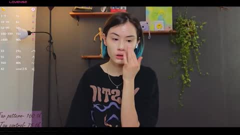 Snapshot of alicekit chatting on 22, 2, 2025 Alice vacation online show from 22, 2, 2025