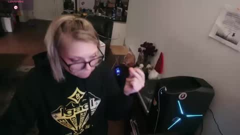 Alice Liddell online show from 13, 9, 2025