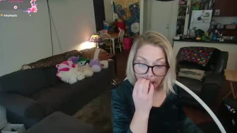 Alice Liddell online show from 25, 9, 2025