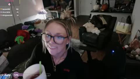 Alice Liddell online show from 25, 10, 2025