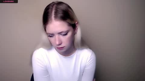 Snapshot of alicemeow_ chatting on 11, 9, 2025 Alice online show from 11, 9, 2025