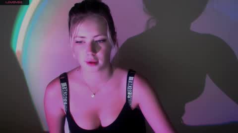 Snapshot of alicemeow_ chatting on 25, 9, 2025 Alice online show from 25, 9, 2025