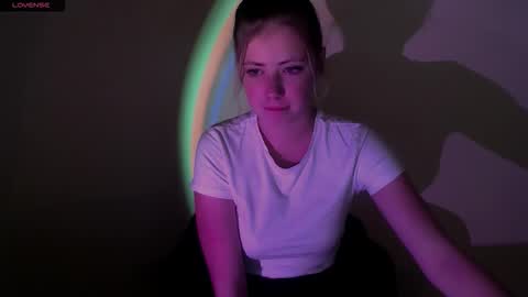 Snapshot of alicemeow_ chatting on 26, 9, 2025 Alice online show from 26, 9, 2025