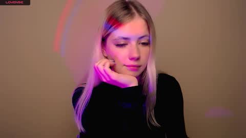Snapshot of alicemeow_ chatting on 1, 10, 2025 Alice online show from 1, 10, 2025