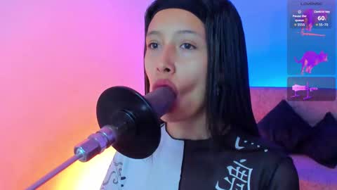 Alicee  online show from 4, 11, 2025