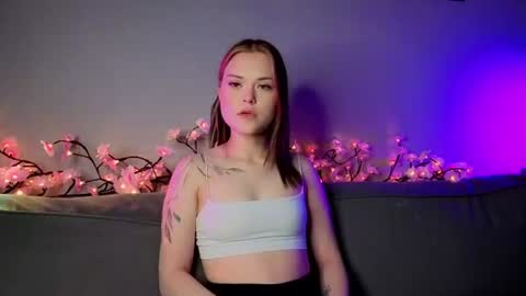 Snapshot of aliceriveras18 chatting on 9, 8, 2026 Alice online show from 9, 8, 2026
