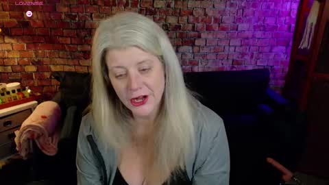 Alices Curiosity online show from 20, 1, 2025