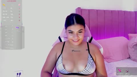 A L I C E  T H U N D E R online show from 22, 12, 2025