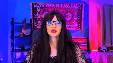 Snapshot of alicewelch_ chatting on 8, 10, 2025 alicewelch_ online show from 8, 10, 2025