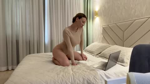 Alice online show from 30, 1, 2025