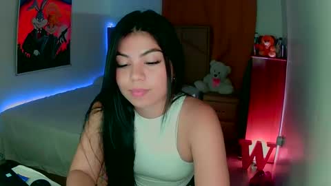 Snapshot of aliciabiden chatting on 23, 12, 2024 aliciabiden online show from 23, 12, 2024