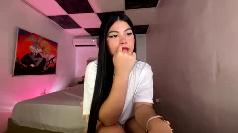 Snapshot of aliciabiden chatting on 5, 3, 2025 aliciabiden online show from 5, 3, 2025