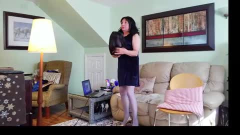 Snapshot of aliciadehart181 chatting on 28, 5, 2026 Alicia deHart Help me reach 1000 Followers. Its FREE online show from 28, 5, 2026