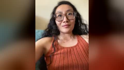 Snapshot of aliciahebixxx chatting on 7, 7, 2026 Alicia Hebi online show from 7, 7, 2026
