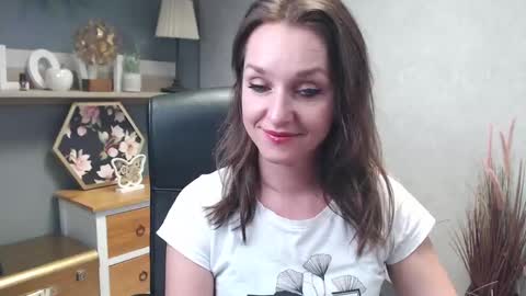 Snapshot of alicialux chatting on 17, 12, 2024 Alicia online show from 17, 12, 2024