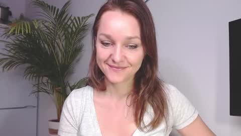 Snapshot of alicialux chatting on 9, 1, 2025 Alicia online show from 9, 1, 2025