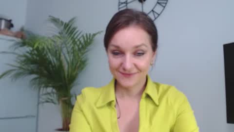 Snapshot of alicialux chatting on 13, 1, 2025 Alicia online show from 13, 1, 2025