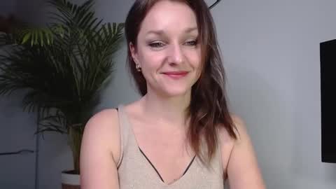 Snapshot of alicialux chatting on 14, 1, 2025 Alicia online show from 14, 1, 2025