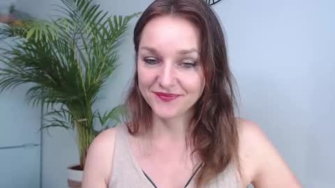 Snapshot of alicialux chatting on 15, 1, 2025 Alicia online show from 15, 1, 2025