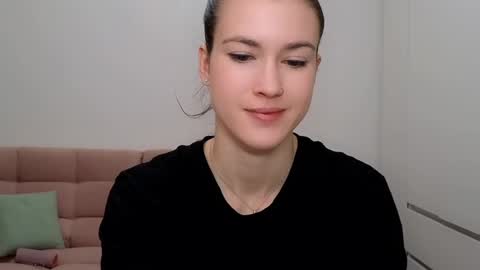 Snapshot of alicianoveli chatting on 10, 1, 2025 alicianoveli online show from 10, 1, 2025
