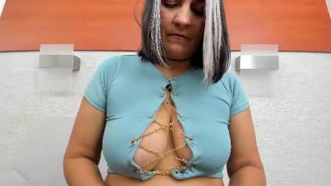 Snapshot of alicie_green chatting on 22, 6, 2026 im tutti online show from 22, 6, 2026