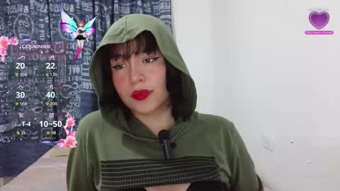 aliciia_23 online show from 13, 11, 2025