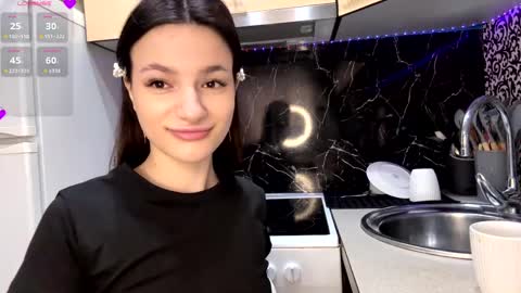 Niki online show from 6, 4, 2026