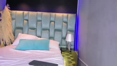 Ali Diaz online show from 6, 2, 2025