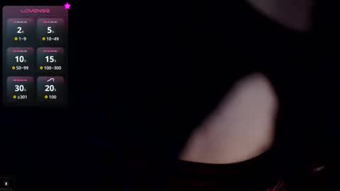 Snapshot of alien_art_lover chatting on 26, 10, 2025 Mia online show from 26, 10, 2025