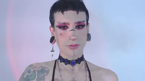     online show from 22, 4, 2026