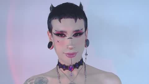     online show from 23, 4, 2026