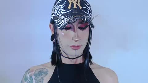 Snapshot of alienexxx chatting on 19, 6, 2026 online show from 19, 6, 2026