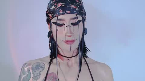 Snapshot of alienexxx chatting on 22, 6, 2026 online show from 22, 6, 2026