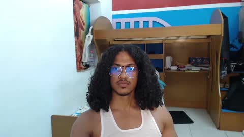 Snapshot of alienxmoon chatting on 27, 9, 2025 alienxmoon online show from 27, 9, 2025