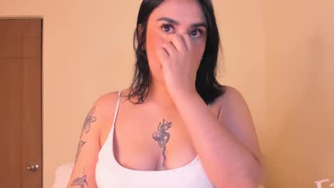 aliice_69 online show from 2, 12, 2024