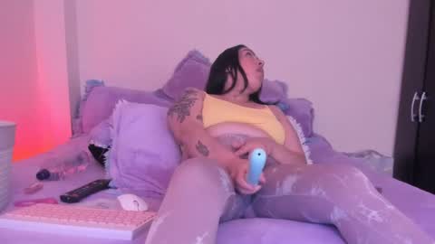 aliice_69 online show from 18, 6, 2026