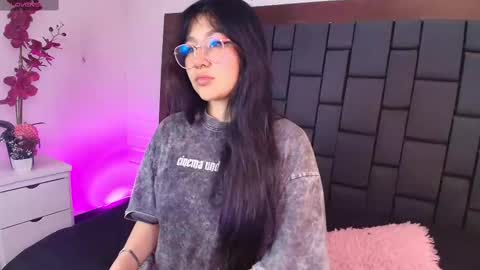 Snapshot of aliice_blond chatting on 15, 9, 2025 Aliice Blond online show from 15, 9, 2025