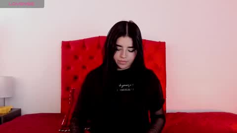 aliice_walker_ online show from 16, 12, 2024