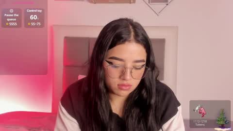 aliice_walker_ online show from 17, 1, 2025