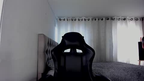 aliice_walker_ online show from 24, 11, 2025